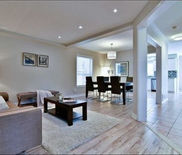 For Lease - 5725 Sidmouth Street, Mississauga, Ontario - Photo 4