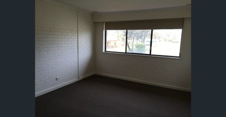 ADDISON REAL ESTATE - Photo 3