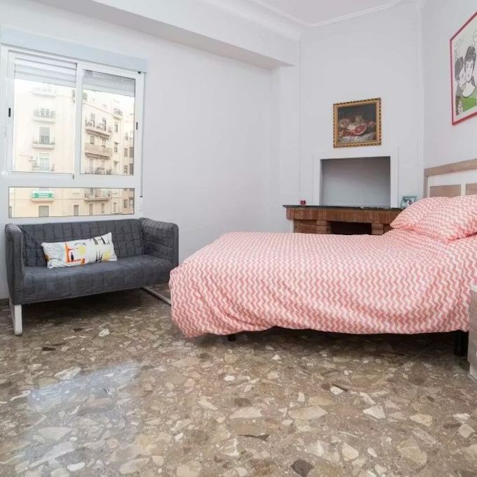 Carrer Les Centelles, Valencia, Valencian Community 46006 - Foto 1