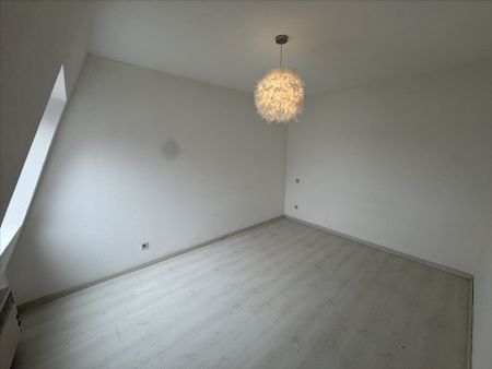 Location Appartement 3 pièces 70m² - Photo 3