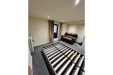 5 bedroom house share to rent - Photo 3