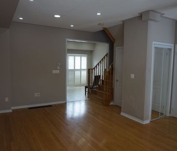 For Lease - 81 Wyper Square, Toronto, Ontario - Photo 5