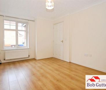 2 bedroom townhouse to rent - Photo 3