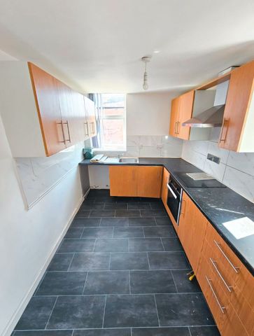 Gorton Road, Stockport, Cheshire, SK5 - Photo 3
