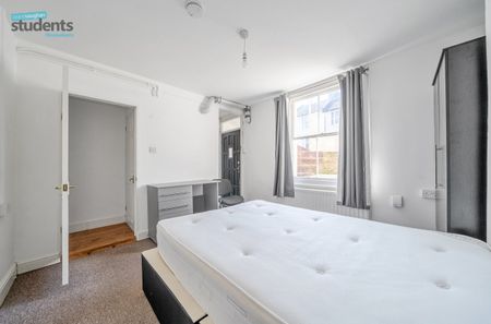 5 bedroom terraced house to rent - Photo 2