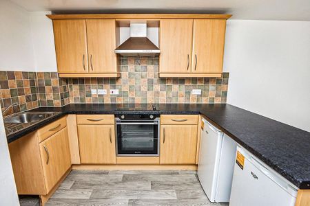 2 bedroom flat to rent - Photo 4