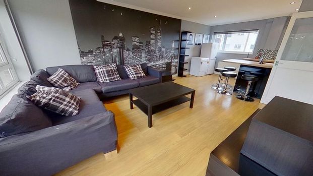 4 bedroom semi-detached house to rent - Photo 1