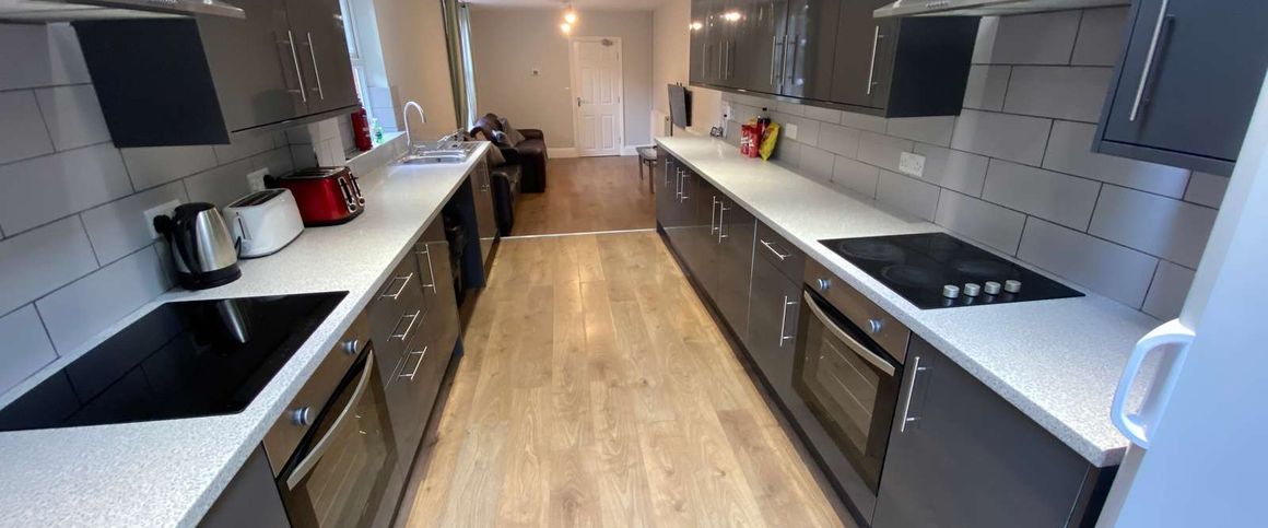 Student Property Room 3 - Photo 1