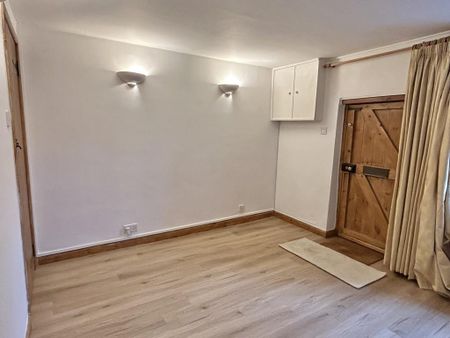 2 bedroom cottage to rent - Photo 2