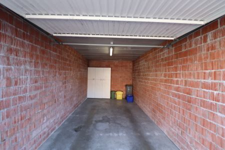 Een appartement op de 1ste verdieping achteraan met 1 slaapkamer en terras. - Foto 5