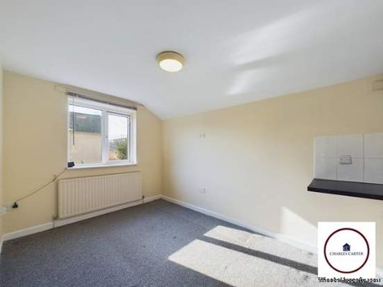 1 bedroom property to rent in Cheltenham - Photo 1