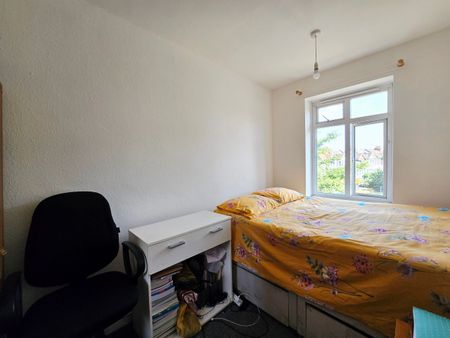 Pitcairn Court, Tooting - Photo 5