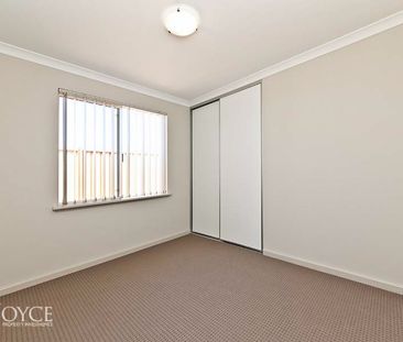 3 Piesley Street, Hammond Park WA 6164 - Photo 3