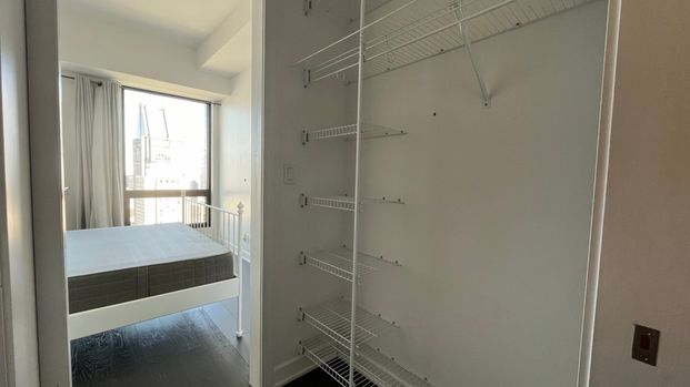 1288 Av. des Canadiens-de-Montréal, app.4004, H3B 2S2, H3B 2S2, Montréal - Photo 1