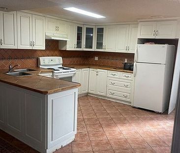 For Lease - 824 Preston Manor Drive Unit# Bsmt, Mississauga, Ontario - Photo 5