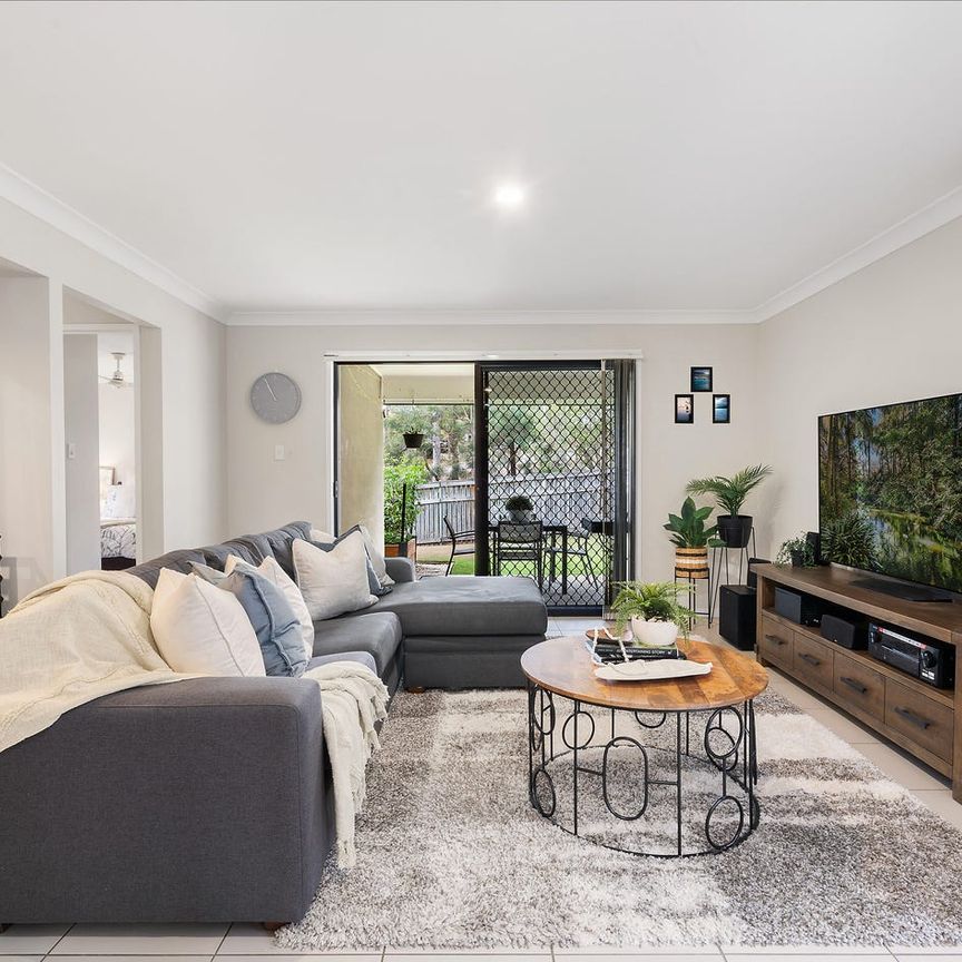 Properly Managed I Classic Family Home Located In A Prime Location! - Photo 1