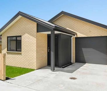 Stunning Brand New 2-Bed, 2-Bath Home in Chartwell - Photo 5