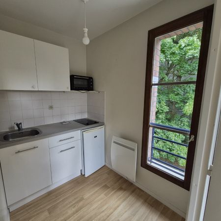 Location Appartement 1 pièce 30m² LILLE 59000 - Photo 4