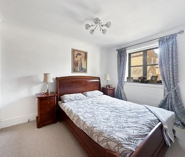 4 bedroom terraced house to rent - Photo 5
