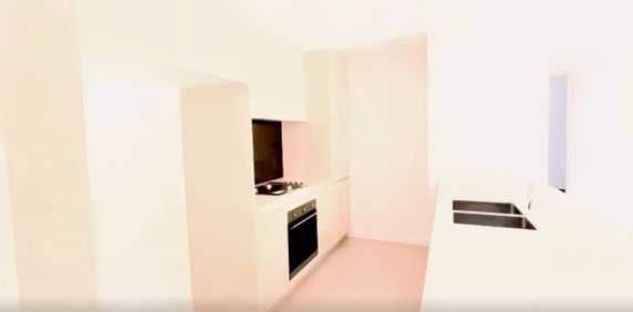 2 bed 2 bath - Photo 2