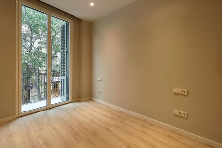 Piso de alquiler en Calle Valencia, 593-, El Camp de l'Arpa del Clot - Photo 4