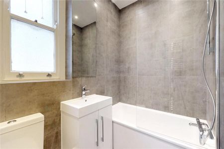 3 bedroom flat to rent - Photo 5
