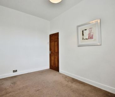 2 bedroom end of terrace house to rent - Photo 6