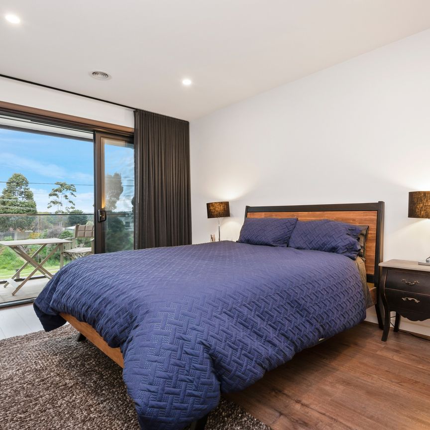 Beautiful Four Bedroom Home - Photo 1