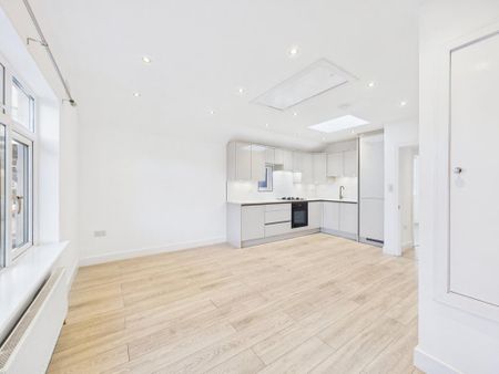 1 bedroom apartment to rent - Photo 2