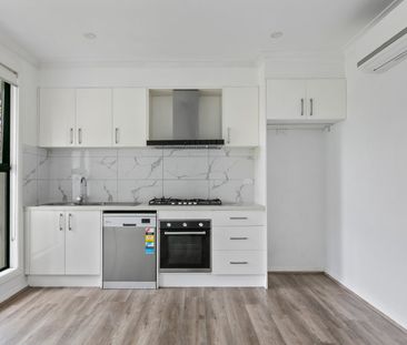 4/75 Howard Street, Reservoir VIC 3073 - Photo 1