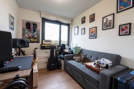 Piso de alquiler en Encinar de los Reyes - Photo 2