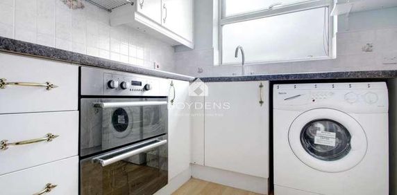 Marine Parade West, Clacton On Sea, CO15 - Photo 2