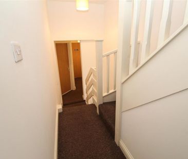 6 bedroom house to rent - Photo 1