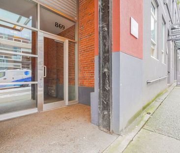 869 Beatty Street loft — Vancouver, BC (1-Bedroom) - 1 Bedroom - Photo 5