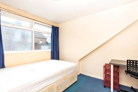 5 bedroom terraced house to rent - Photo 2