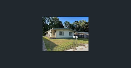 Premium opportunity in family friendly pocket - Photo 4