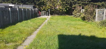 2 bedroom semi-detached house to rent - Photo 4