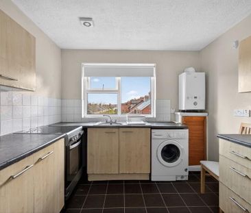 Flat 3, 81 Wellington Park, Belfast, BT9 6DP - Photo 2
