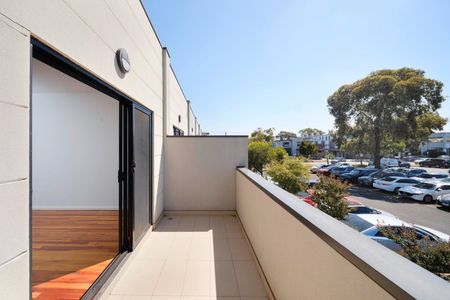 7/9 Lytton Street, Glenroy VIC 3046 - Photo 2