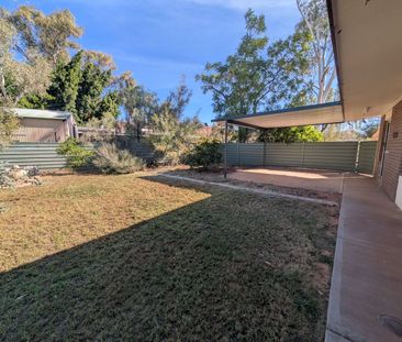 Three Bedroom Family Home - Photo 5