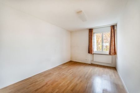 3.5 Zimmer, 90 m², 2. Stock - Photo 3