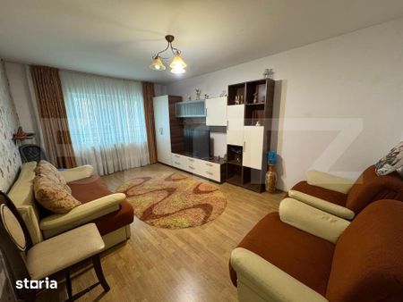 Apartament de inchiriat 2 camere, 50 mp, decomandat, centrala proprie, - Photo 2