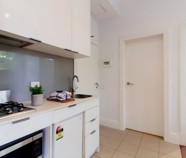 1 Bedroom Studio style 1 - Photo 5