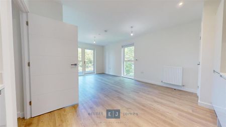 2 bedroom apartment to rent - Photo 5