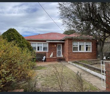 CENTRAL LOCATION - Photo 6