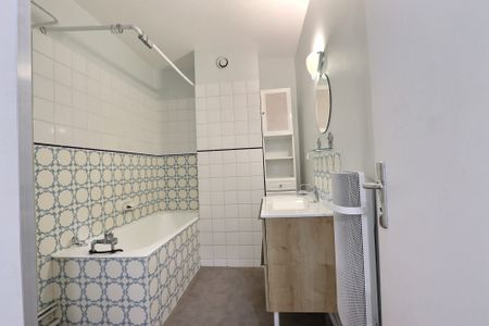 Location Appartement 2 pièces 49m² CHAMALIERES 63400 - Photo 3