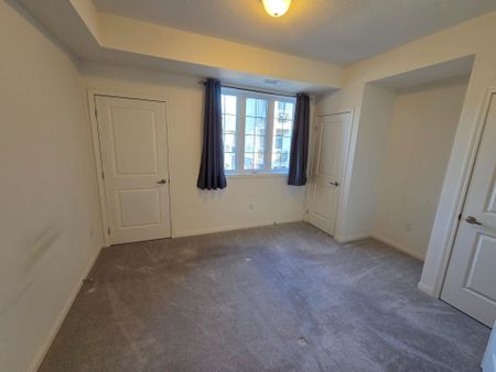 For Lease - 84 Aspen Springs Drive Unit# 302, Clarington, Ontario - Photo 3