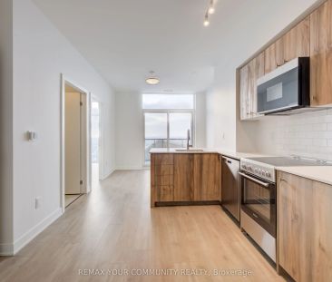 25 Wellington Street #3704 - Photo 6