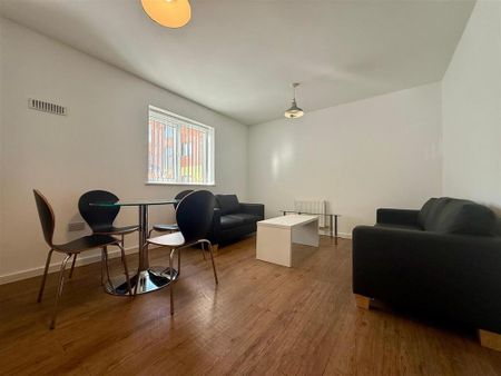 2 bedroom apartment to rent - Photo 3