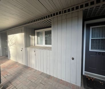 For Lease - 706 Johnston Park Avenue, Collingwood, Ontario - Photo 5